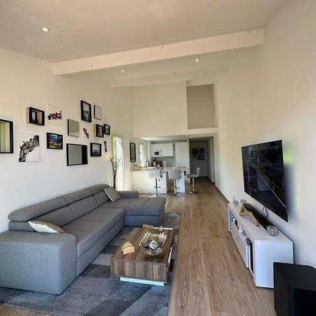 Apartmán L'Atelier Marin Sur Le Port Des Marines Cogolin Exteriér fotografie